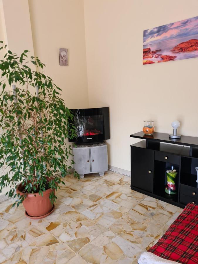 Casa Dell 2